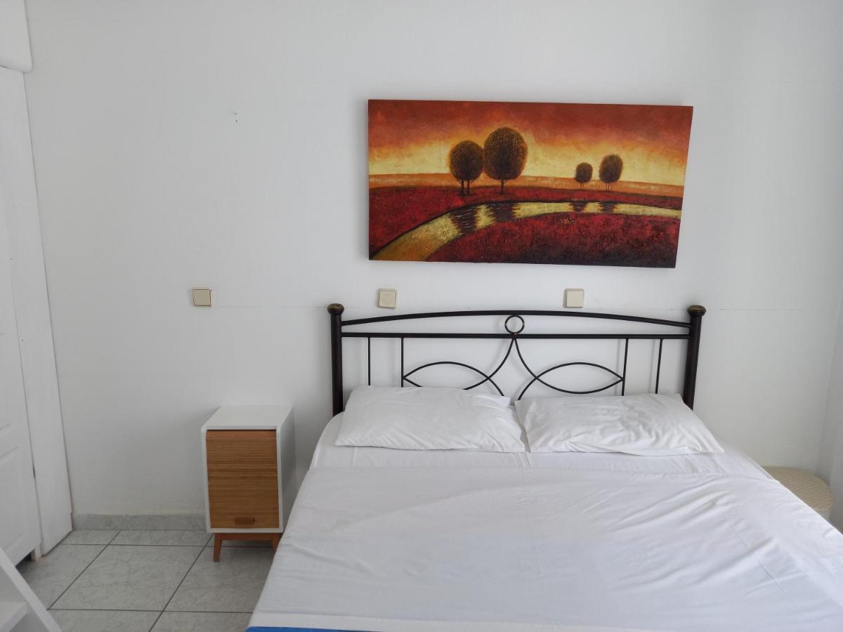 Three Harites Aparthotel Perissa  Luaran gambar